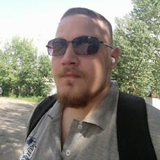 Родя, 25, Ялуторовск