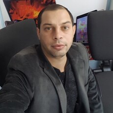 Богдан, 31, Урень