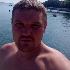 Паша, 37, Зерноград