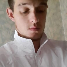 Юрий, 25, Каменка