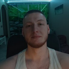 Владислав, 25, Сосновоборск