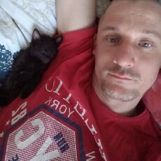 Лёва, 37, Новогродовка