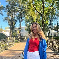 Галина, 22, Амурск