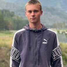 Георгий, 21, Сегежа