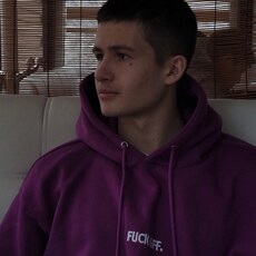Слава, 20, Кремёнки