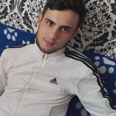 Федя, 24, Артёмовский