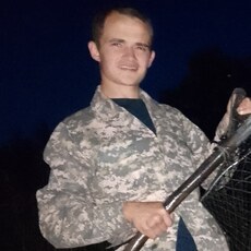 Александр, 21, Клин