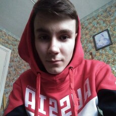 Радомир, 22, Чудово