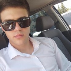 Андрей, 28, Щигры