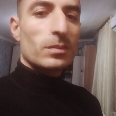 Адриан, 35, Артёмовск (ДНР)