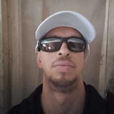 Коля, 30, Бородино