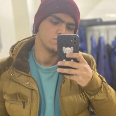 Харитон, 22, Красный Луч