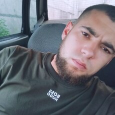 Владимир, 28, Ужур