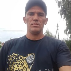 Евгений, 41, Часов Яр