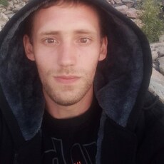 Ден, 31, Строитель