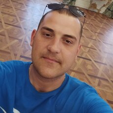 Юра, 33, Беслан