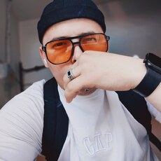 Лёва, 25, Сураж