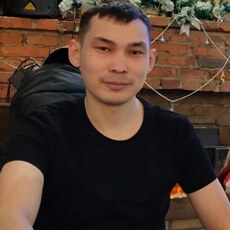 Тёма, 27, Жирновск