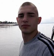 Вениамин, 21, Гатчина