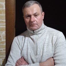 Слава, 50, Тара