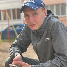 Олег, 23, Гвардейск