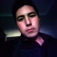 Святослав, 27, Правдинск