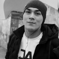 Лев, 35, Калач
