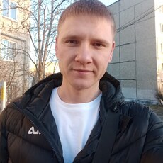Виталий, 27, Макарьев