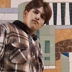 Андрей, 19, Берёзовский (Кемеровская область)