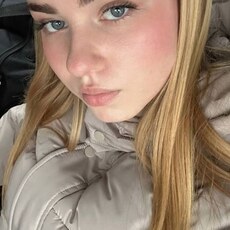 Фаина, 26, Приморск (Ленинградская область)