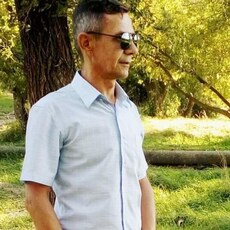 Антон, 54, Михайлов