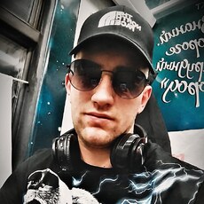 Ян, 26, Дмитриев