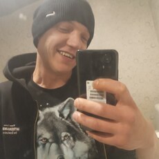Николай, 26, Геническ