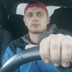 Женя, 24, Губкинский
