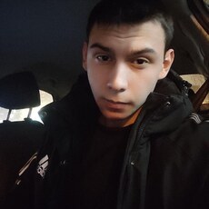 Эдик, 24, Брянка
