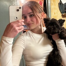 Элина, 20, Углегорск (Сахалинская область)