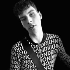 Степан, 21, Михайлов