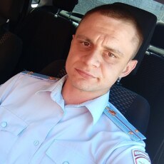 Родион, 27, Губкин