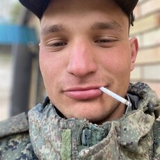 Артём, 23, Армавир