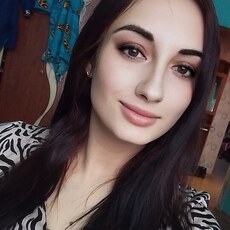 Карина, 25, Серафимович