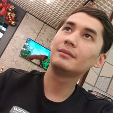 Юра, 32, Киреевск