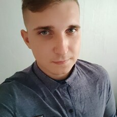 Валерий, 26, Енакиево