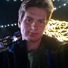 Платоша, 23, Покачи