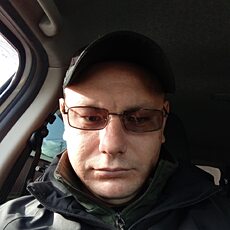 Лев, 33, Корсаков