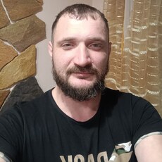 Илья, 38, Красноармейск (ДНР)