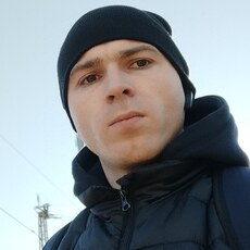 Виктор, 34, Лесозаводск
