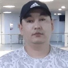 Радомир, 37, Тулун