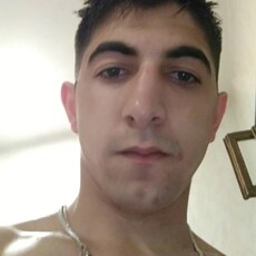 Олег, 29, Полярный