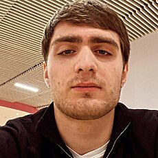 Владлен, 21, Байкальск