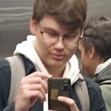 Исаак, 21, Сургут